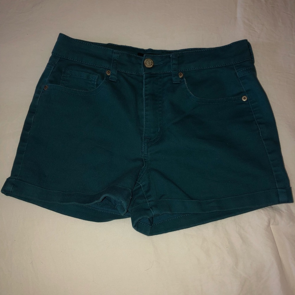 shorts - Picture 2 of 4